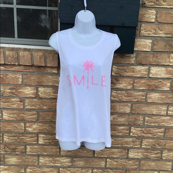 Bella + Canvas Top  XL. NWOT - Picture 1 of 2